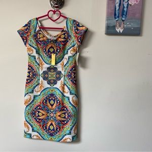 Alexia Admor print dress